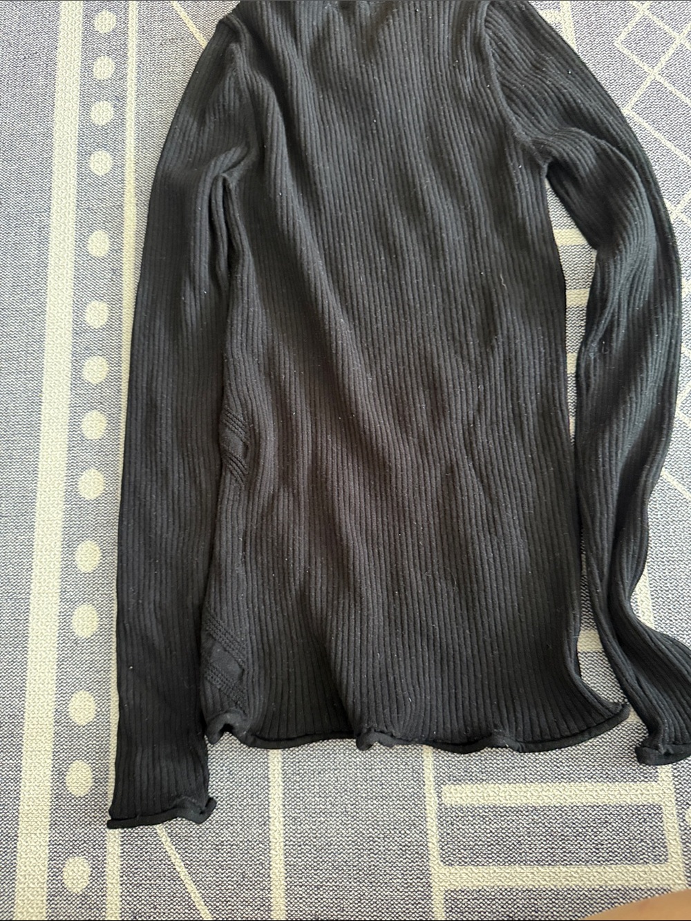 Louis Vuitton Black Ribbed Crewneck Sweater - Picture 5 of 5